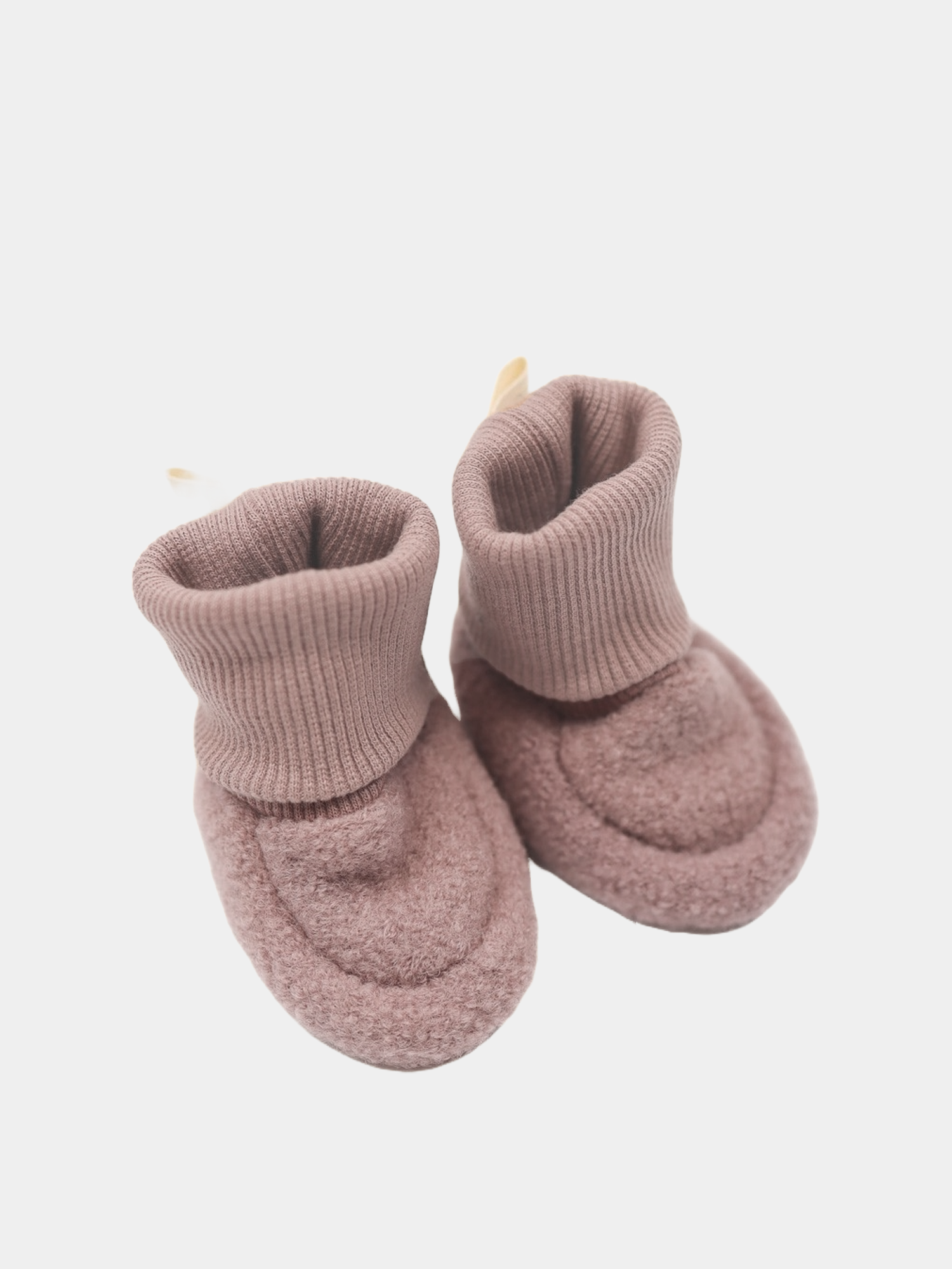 Babybooties Wollwalk - Puder: Handgenähte, warme Wollwalk-Babyschühchen mit elastischen Bündchen für optimalen Halt, passend für dicke Socken und ideal kombinierbar mit Wollwalkanzügen.