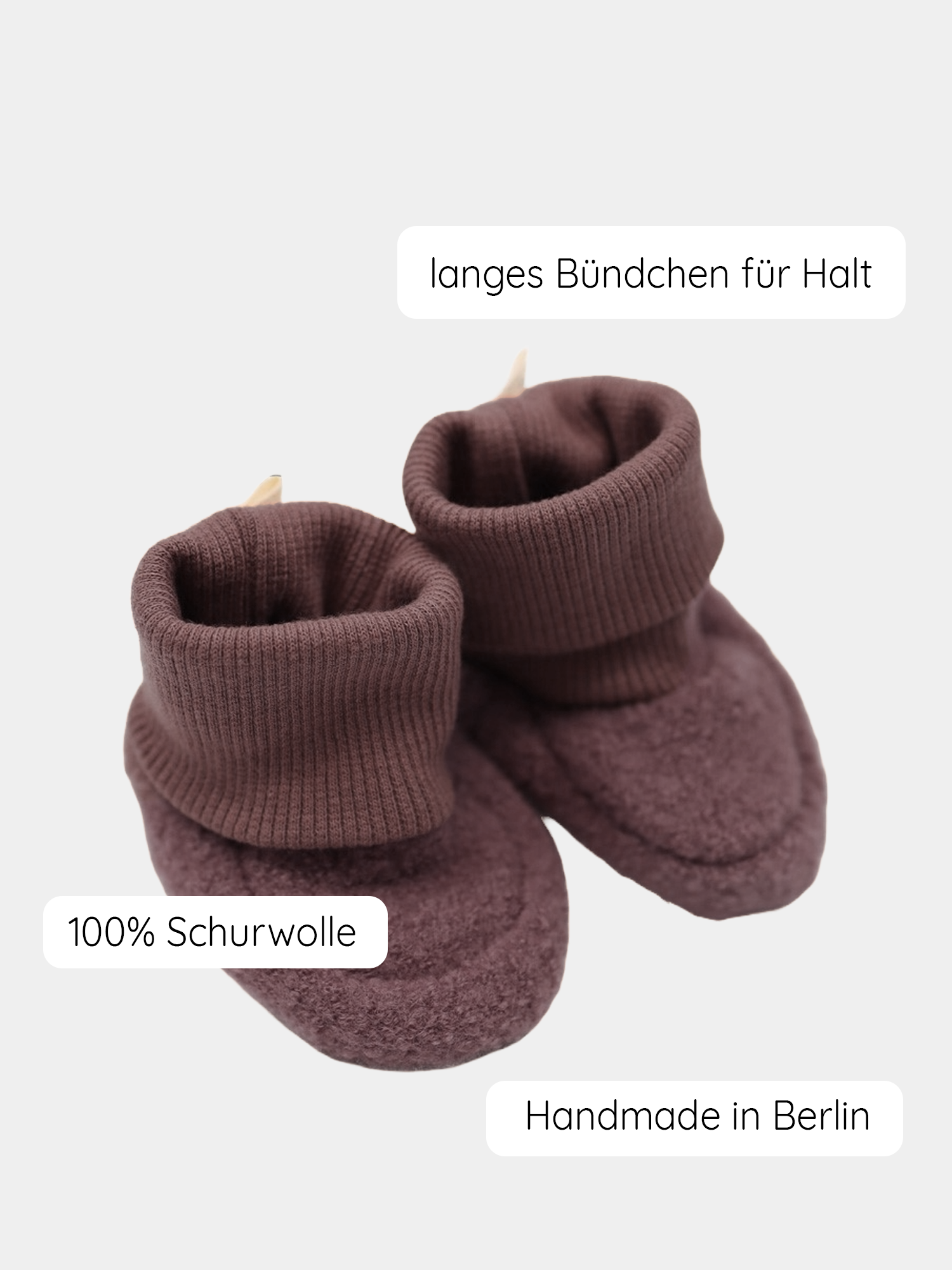 Babybooties Wollwalk - Malve, handgenähte Baby Schühchen mit elastischen Bündchen, aus gewalkter Schurwolle, ideal für warme und trockene Füße, passend zu Wollwalkanzügen und -Jacken.