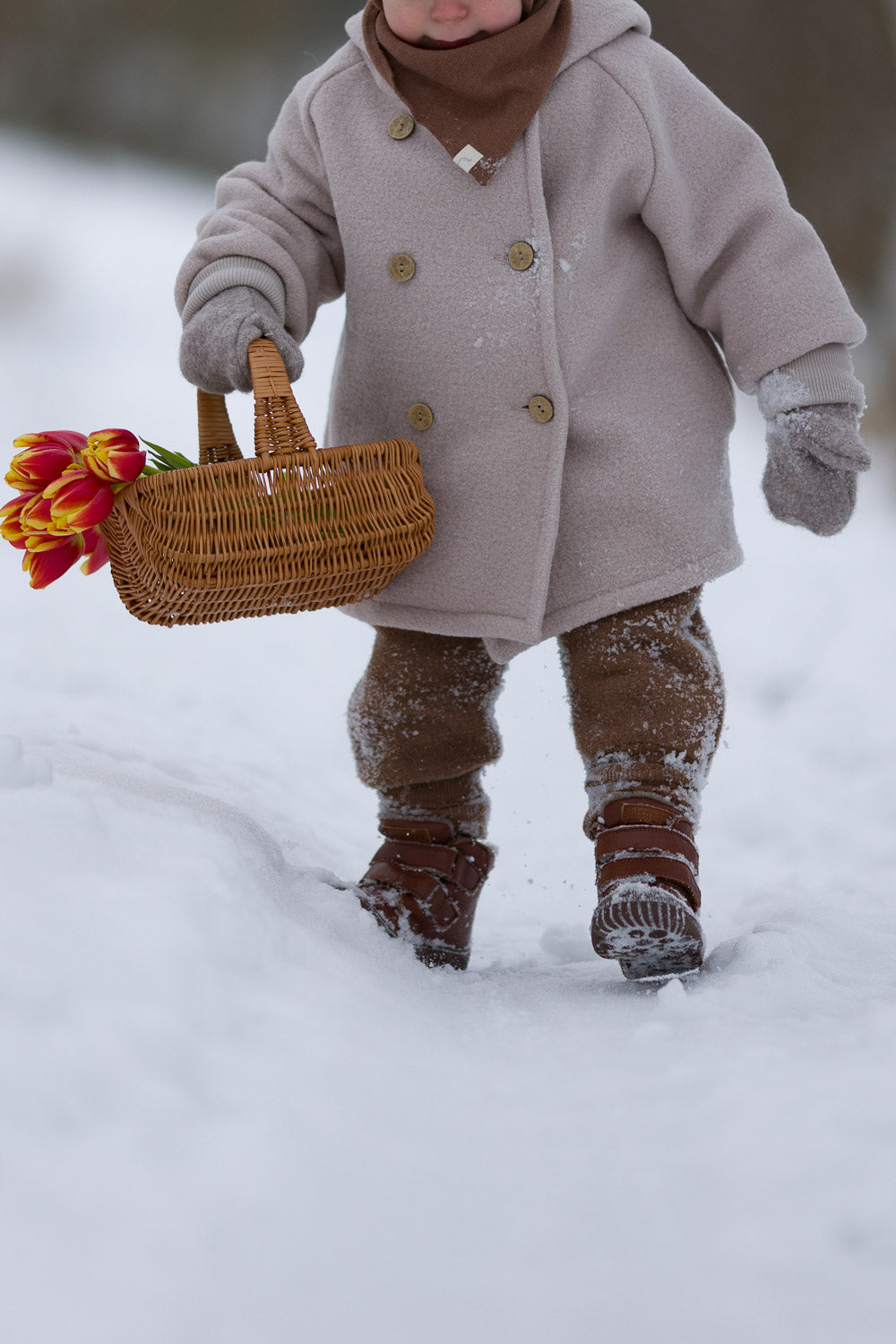 Foulard triangolare a maglia - color nocciola