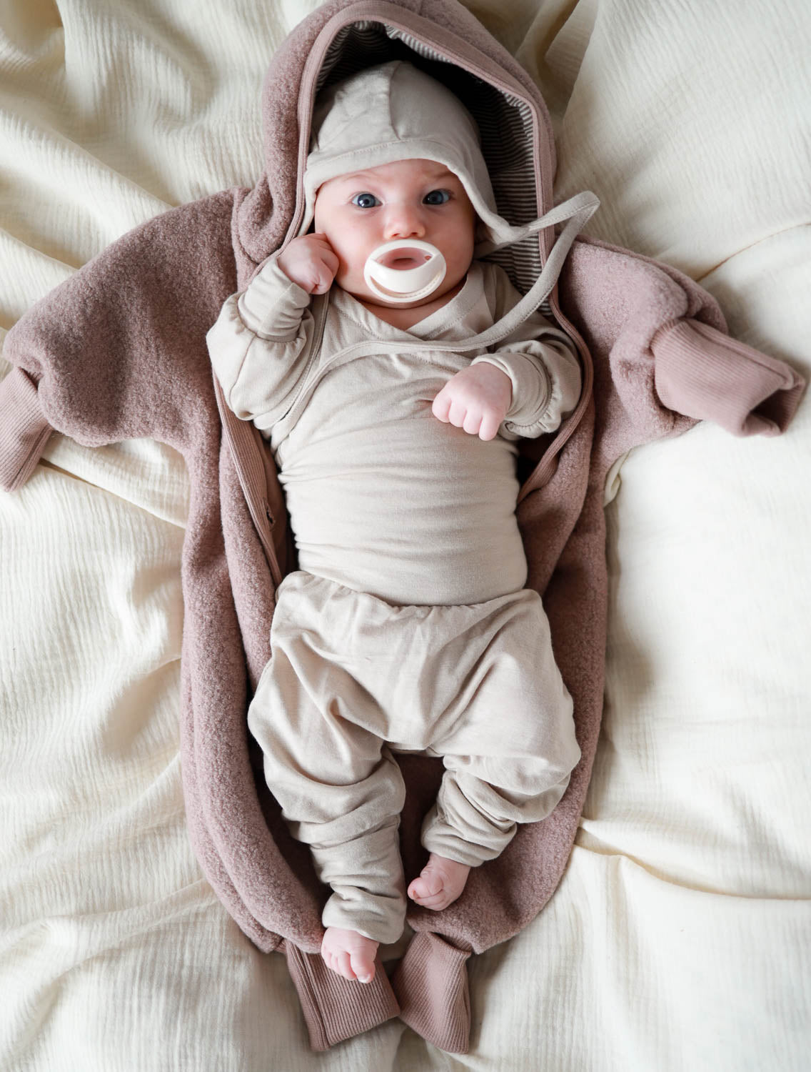 Wollwalk Overall für Babys von petit cochon.