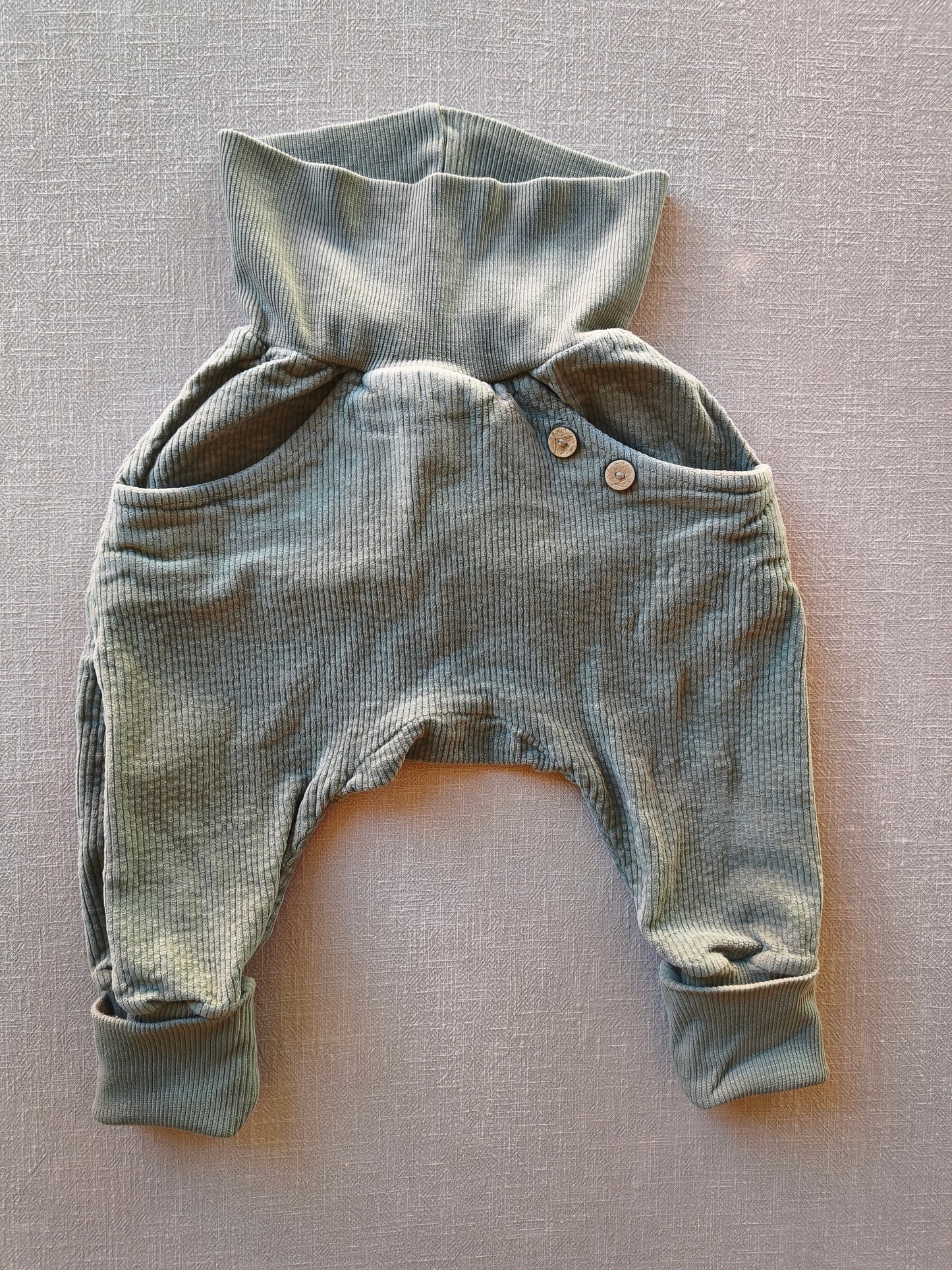 Knickerbocker Breitcord Aqua Gr 2Y