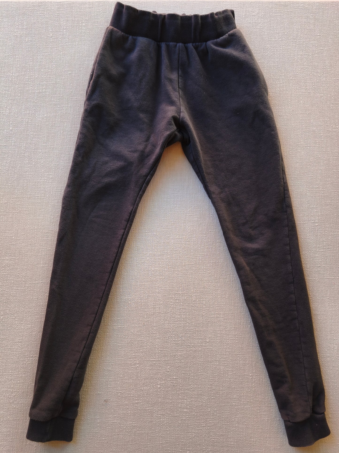 Jogger Bio Sweat Ruß Gr 8/9Y