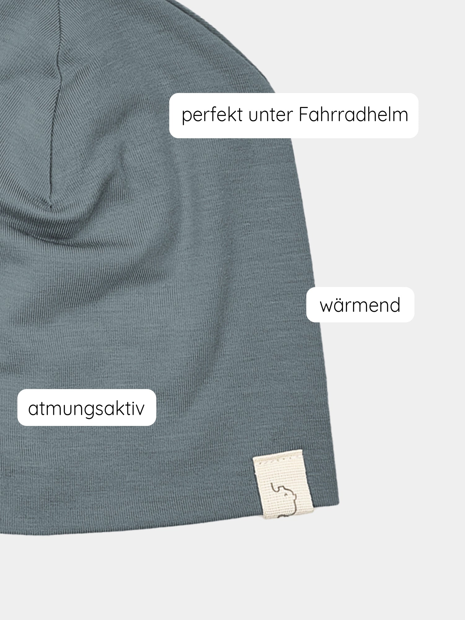 Beanie Kaschmir-Mix - Taube: Eine handgefertigte Beanie-Mütze aus einem luxuriösen Kaschmir-Micromodal-Mix, weich und leicht, ideal für alle Jahreszeiten, passend unter Helme und Kapuzen, hergestellt in Berlin.