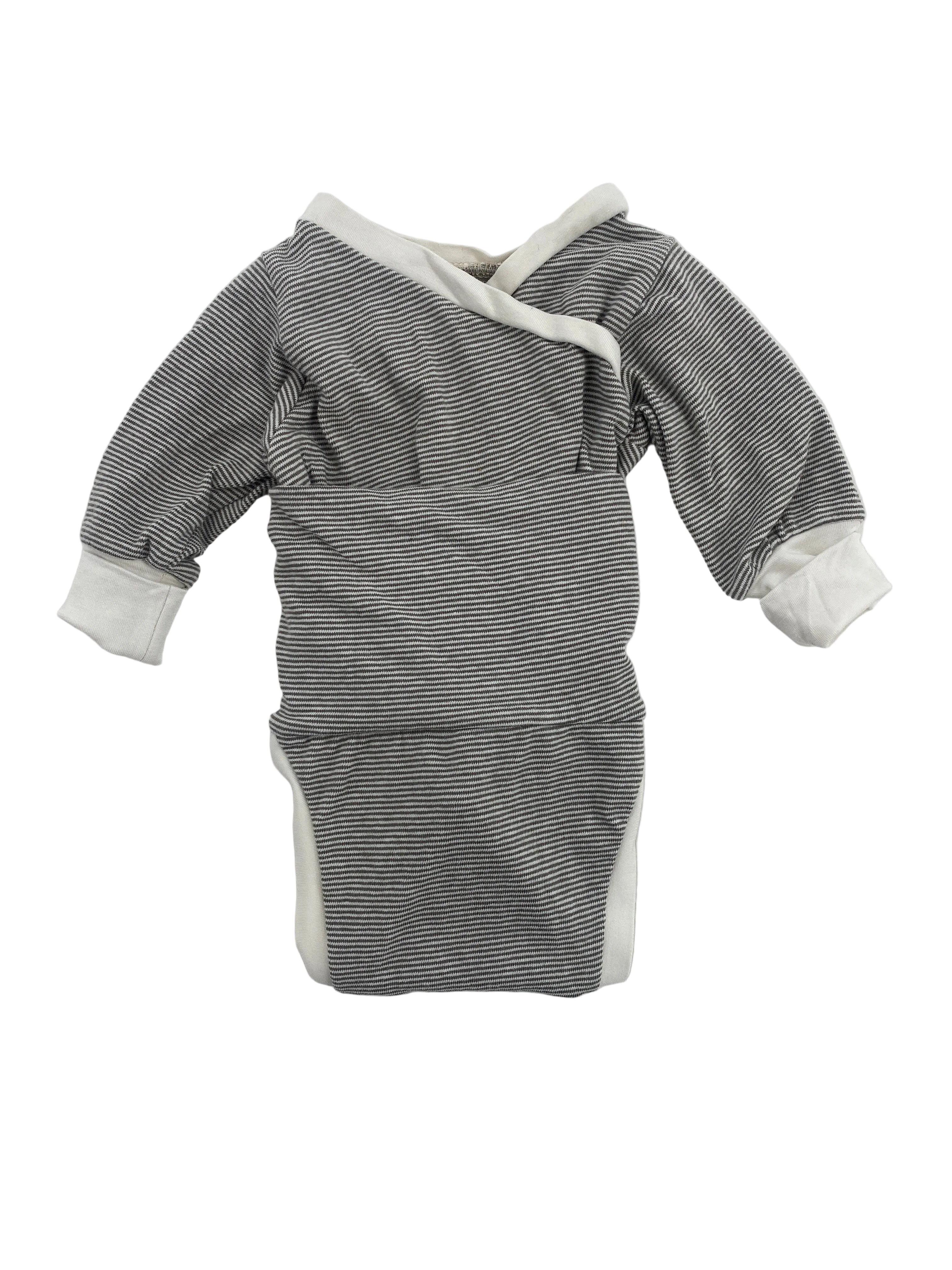 Langärmeliger Loopbody Baumwoll Ringel mit weißen Bündchen Gr 0M, Wickelstil vorne, feines schwarz-weiß gestreiftes Strickgewebe, weiße Abschlüsse an Hals, Bündchen und Beinöffnungen, Zustand: neu.