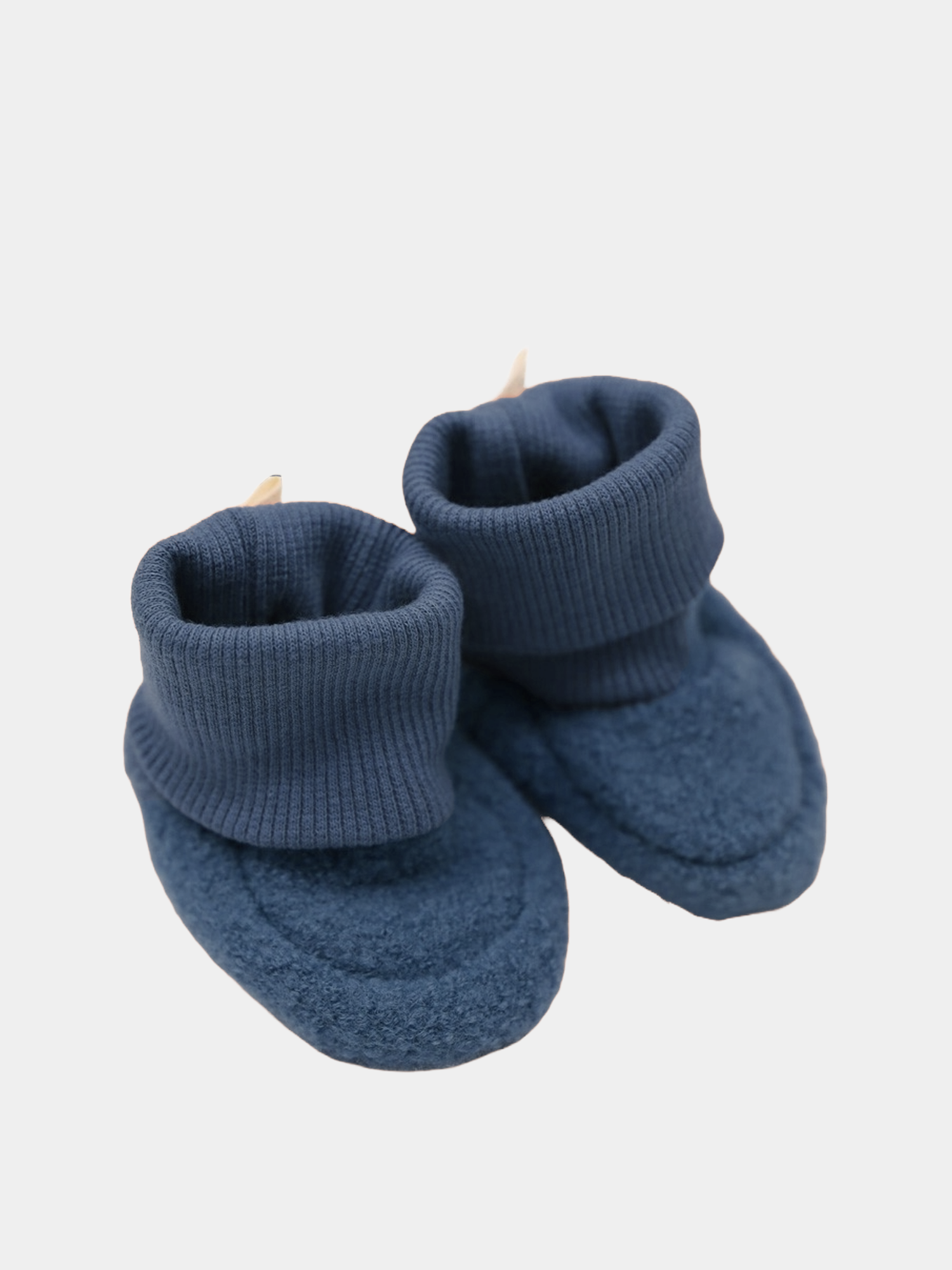 Babybooties Wollwalk - Ozean: Handgenähte, elastische Baby Schühchen aus gewalkter Schurwolle mit Jersey-Bündchen, die Wärme speichern und Feuchtigkeit abhalten, perfekt für kalte Tage.