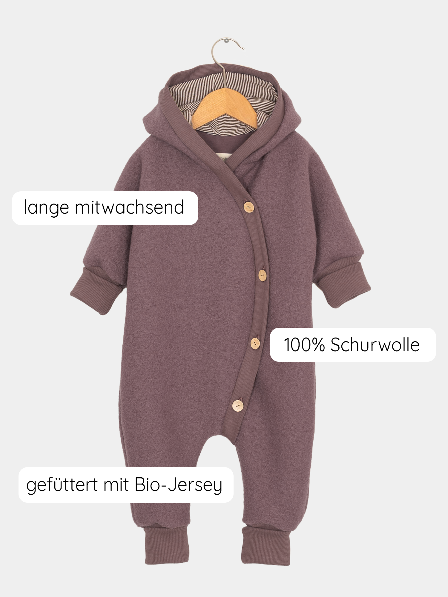 Kuschelanzug Wollwalk - Malve: Lila Baby-Strampler mit Knöpfen, aus 100% Schurwolle mit Bio-Jersey-Futter, ideal für kühle Jahreszeiten. Enganliegende Bündchen schützen vor Kälte, passend für Babytragen. Wollwalk Anzug, Wollwalk Overall für Kinder