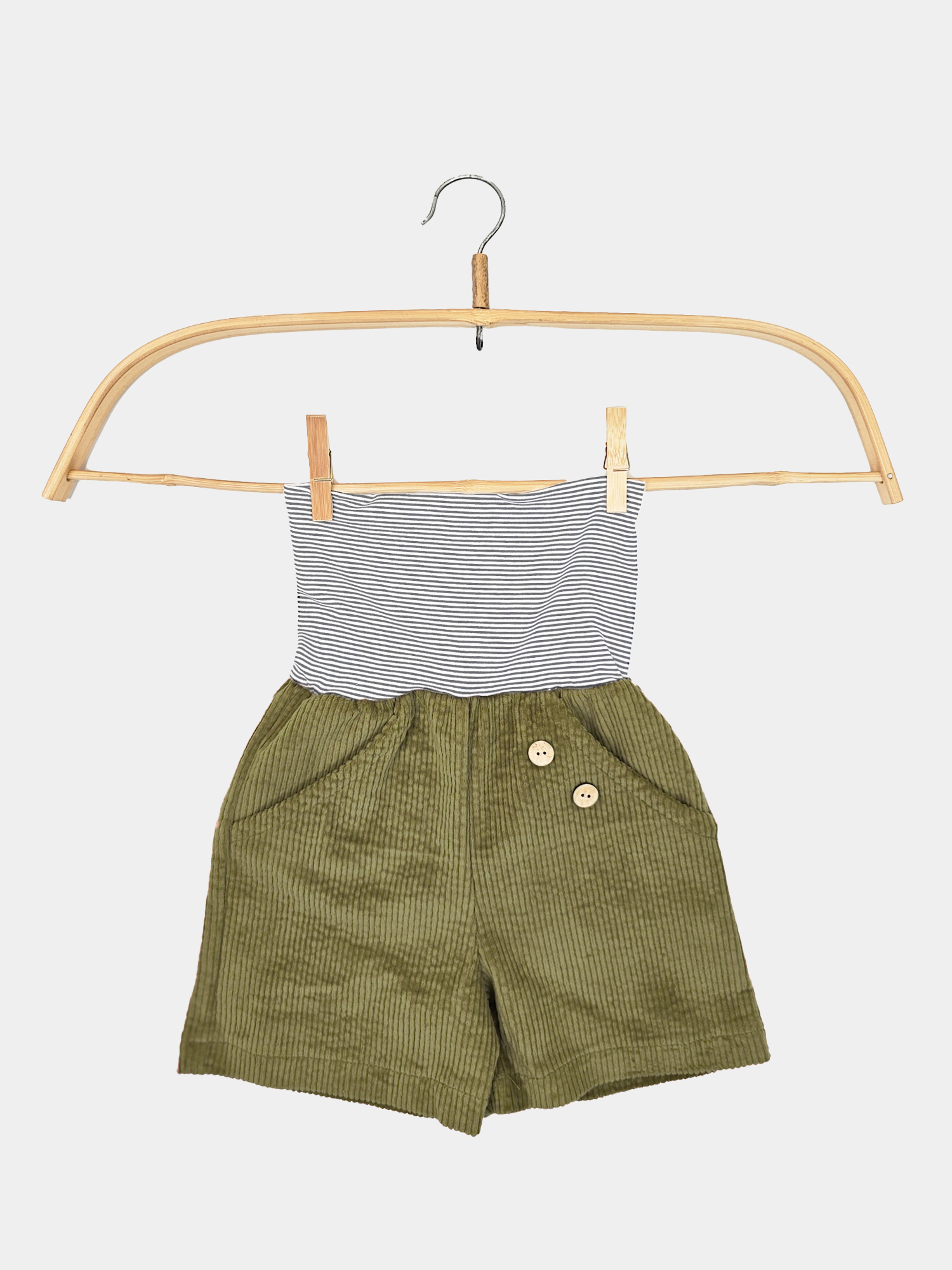 Kurze Buxe Breitcord Kiwi