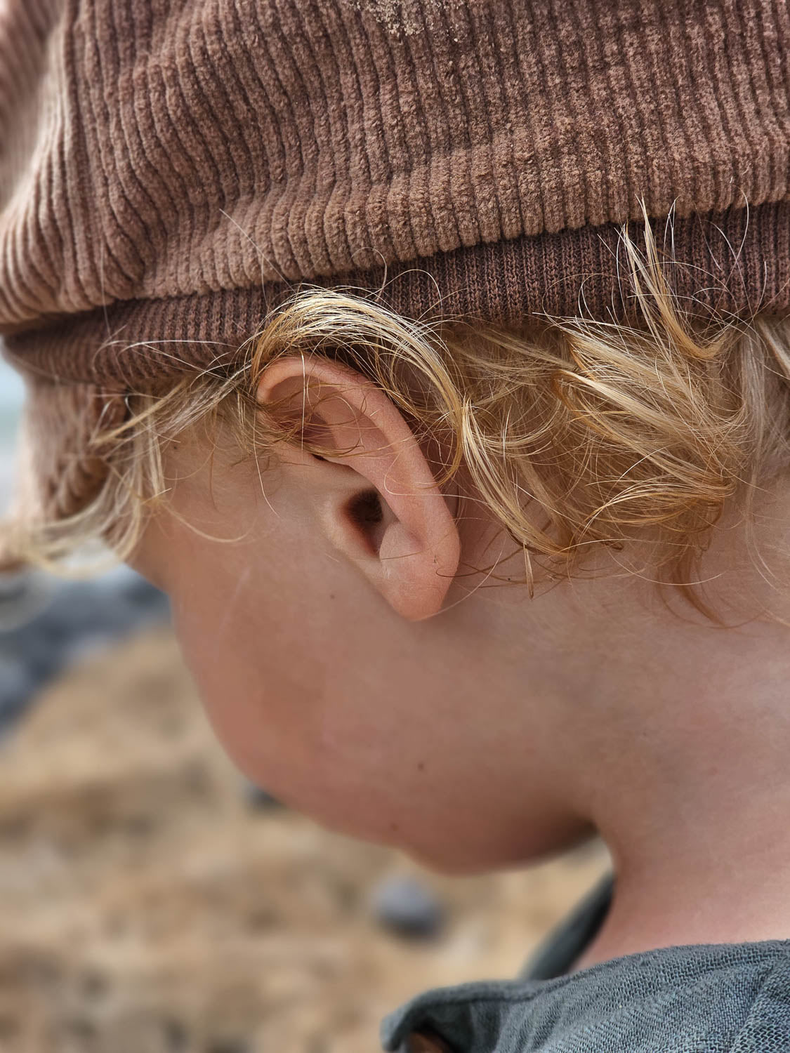 Cappellino Michel in velluto a coste - Cioccolato
