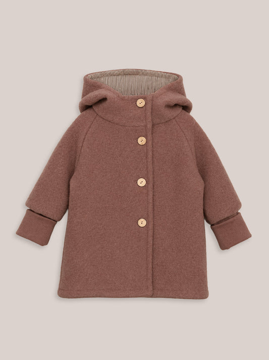 petit cochon Wichteljacke aus braunem Wollwalk mit Kapuze, Bio-Jersey-Futter und Holzknöpfen für Kinder