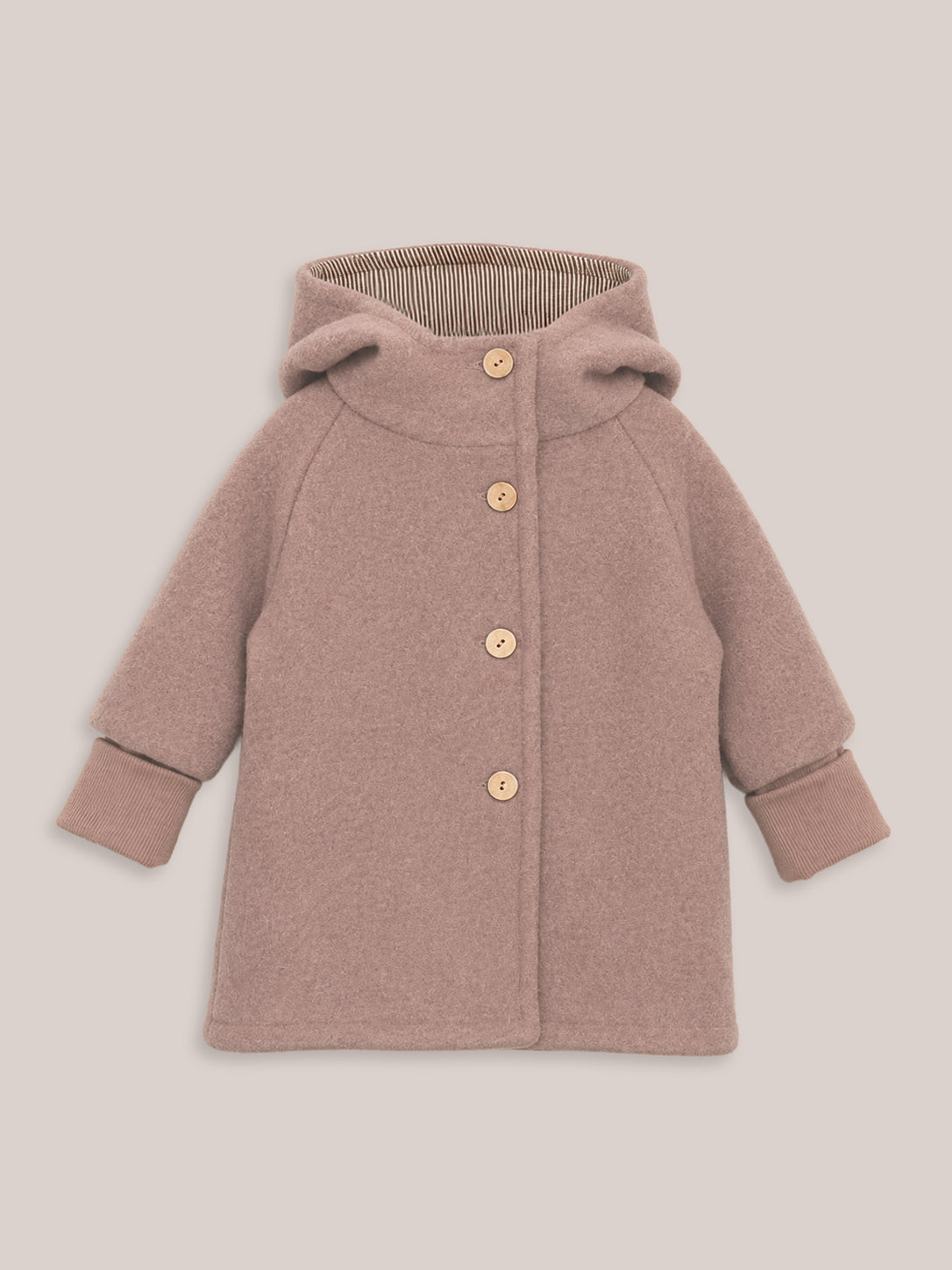 petit cochon Wichteljacke aus altrosa Wollwalk mit Kapuze, Bio-Jersey-Futter und Holzknöpfen für Kinder