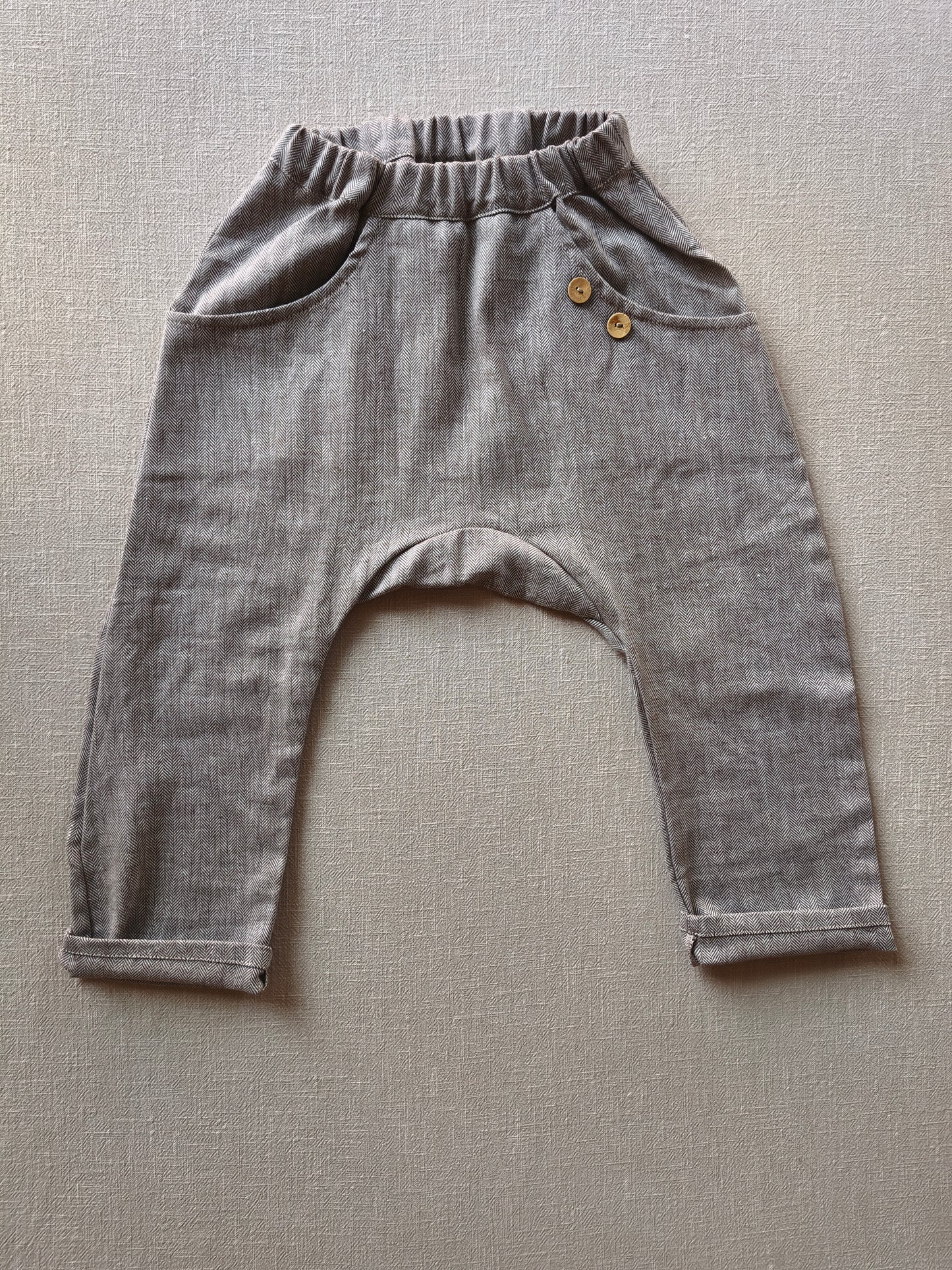 Sommerknicker Fischgrat Praline Länge Gr 3Y, Breite Gr 2Y