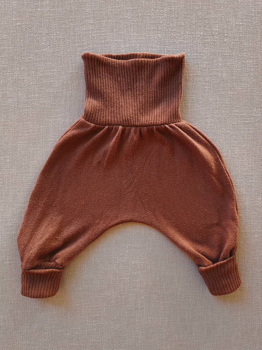Babyknicker Strick Nougat Gr 6M