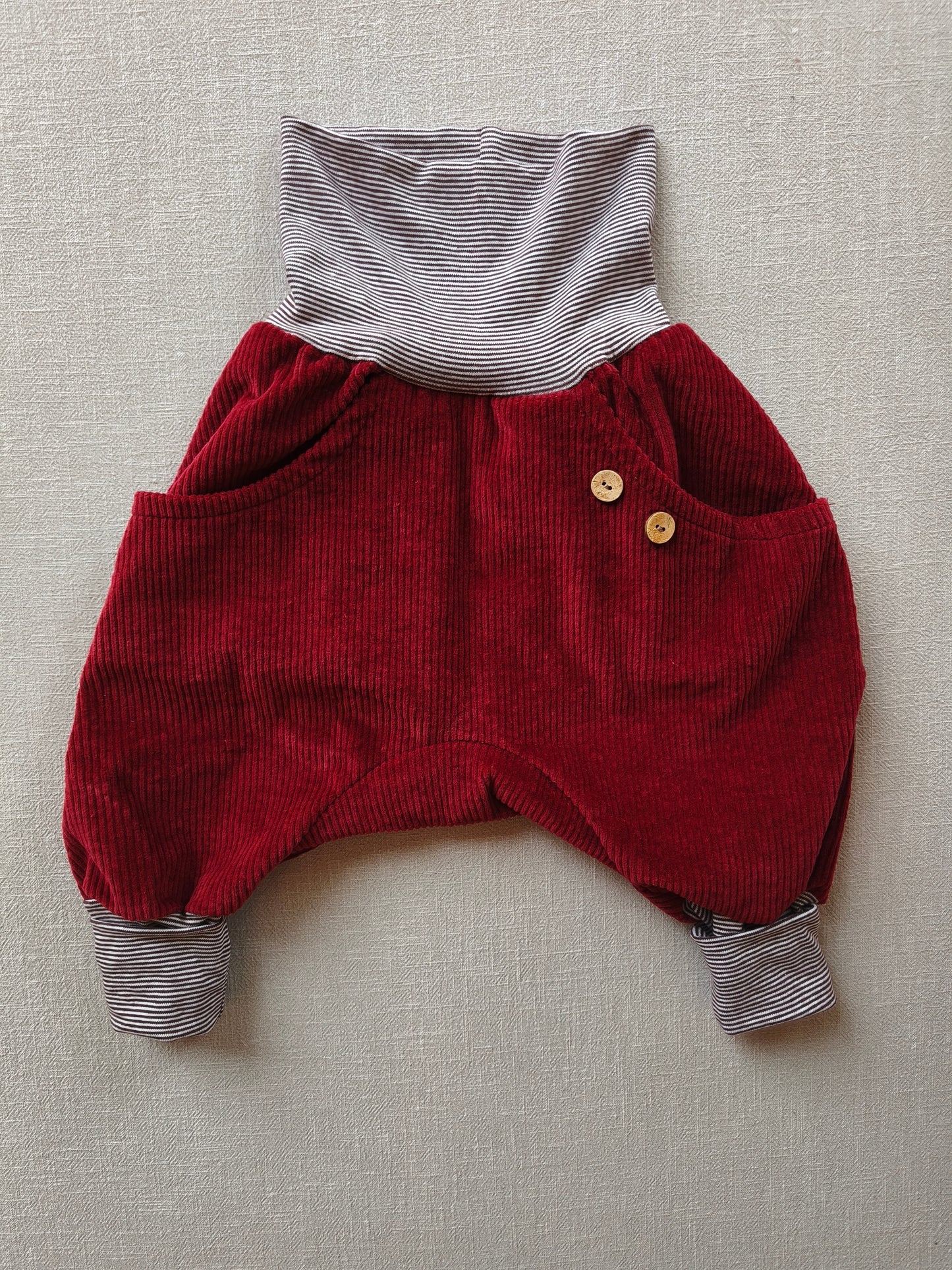 Knickerbocker Cord Ringel Erdbeere Gr 1Y