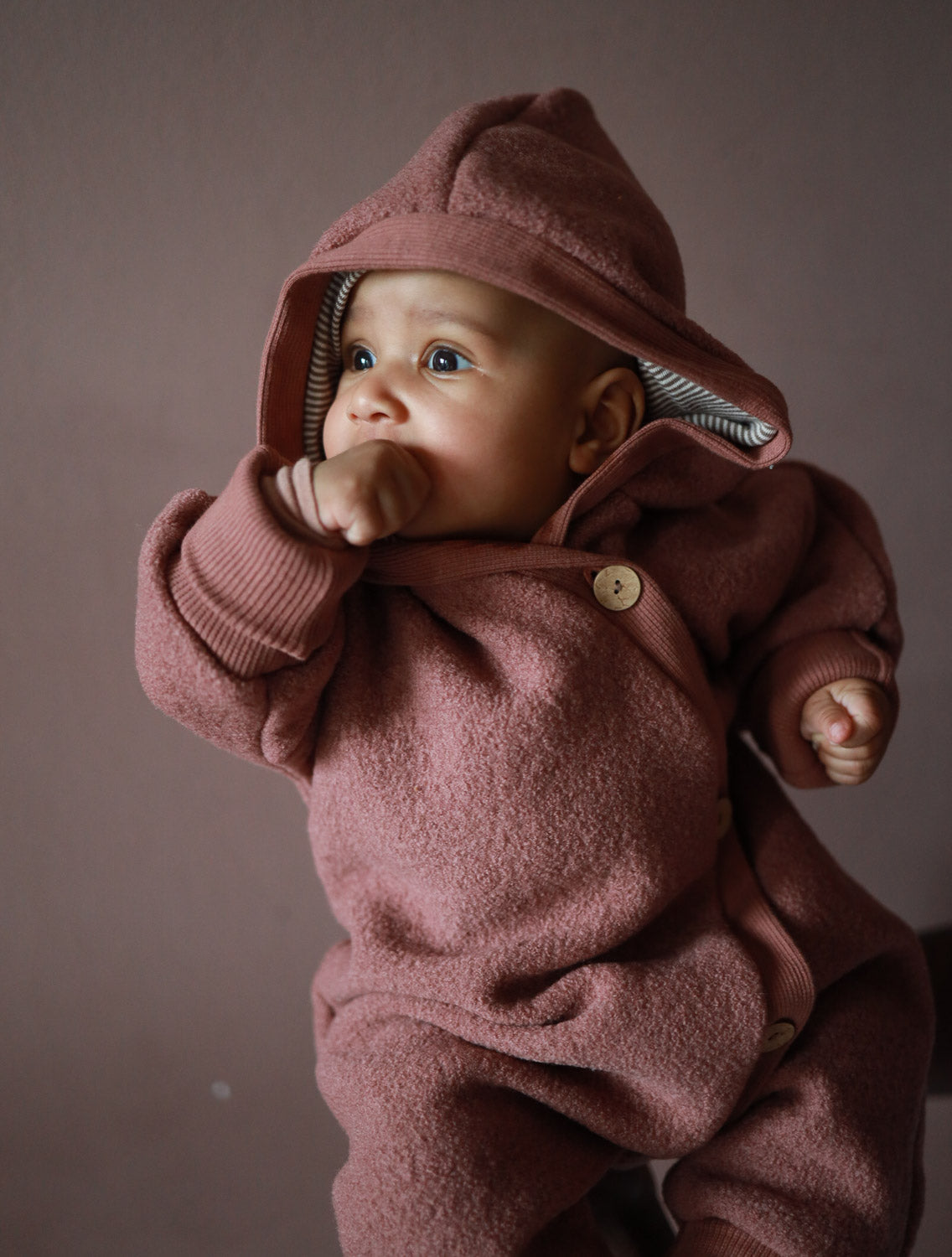 Wollwalk Anzug für Babys und Kinder.
der perfekte Wollwalk Overall für Herbst und Winter